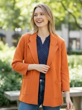 Quince 100% Organic Cotton Oversized
Cardigan in Burnt Orange Size S